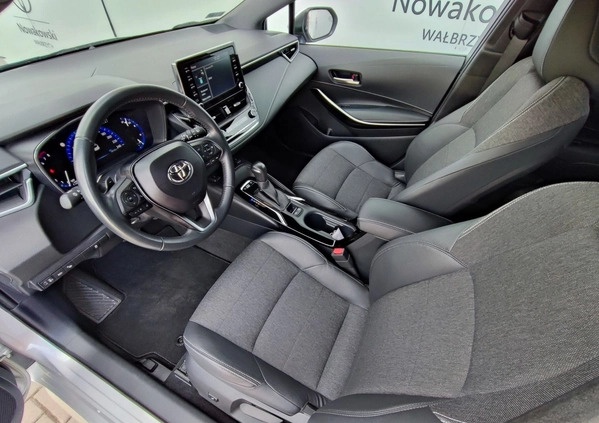 Toyota Corolla cena 118900 przebieg: 58165, rok produkcji 2021 z Wałbrzych małe 277